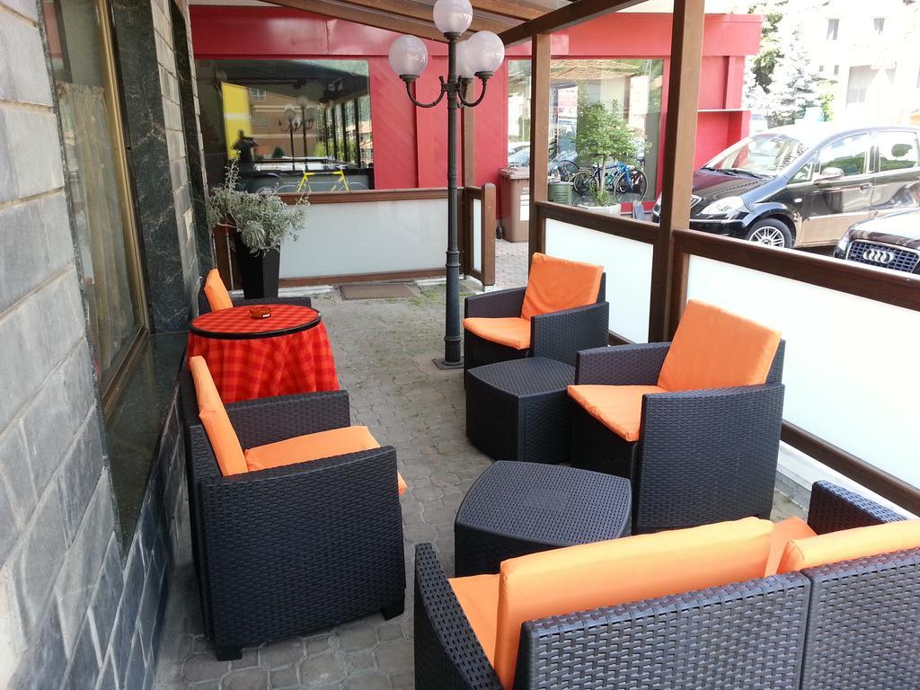 阿尔伯格卡拉酒店 圣马丁桥 外观 照片